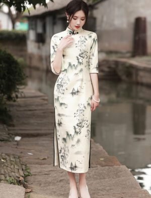 【 山水画 】Half Sleeve Ink Painting Cheongsam